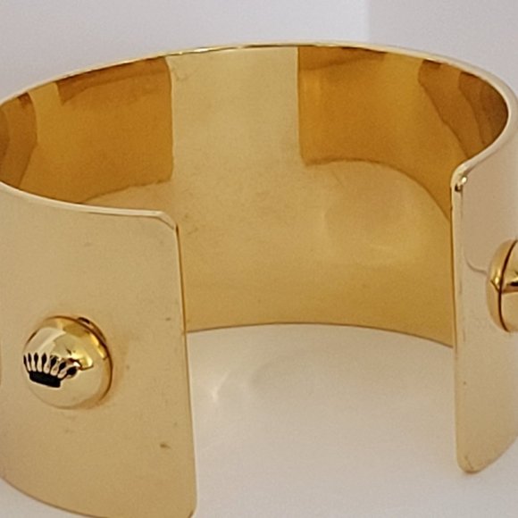 JUICY COUTURE Women's Collier De Cuff Pave Pyramid Crystal Metal Bracelet Bangle - Picture 4 of 5